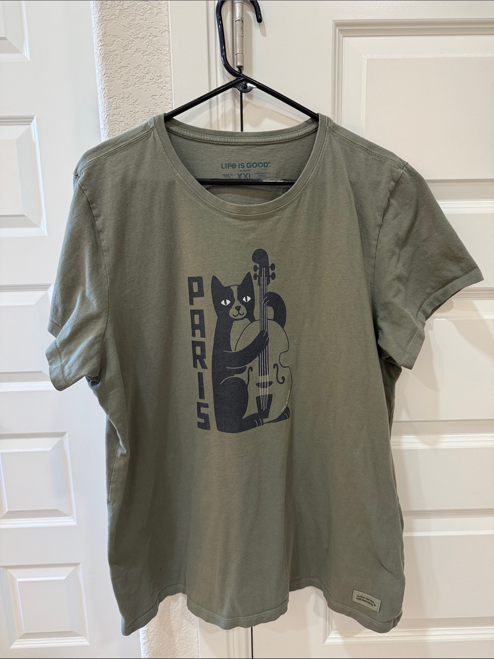 Life Is Good Women’s Olive Green Cat Paris Graphic Tee